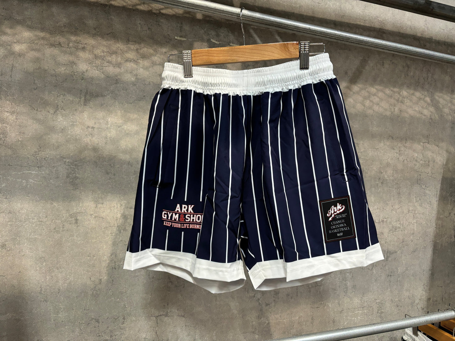 ARK STRIPE SHORTS (Navy)